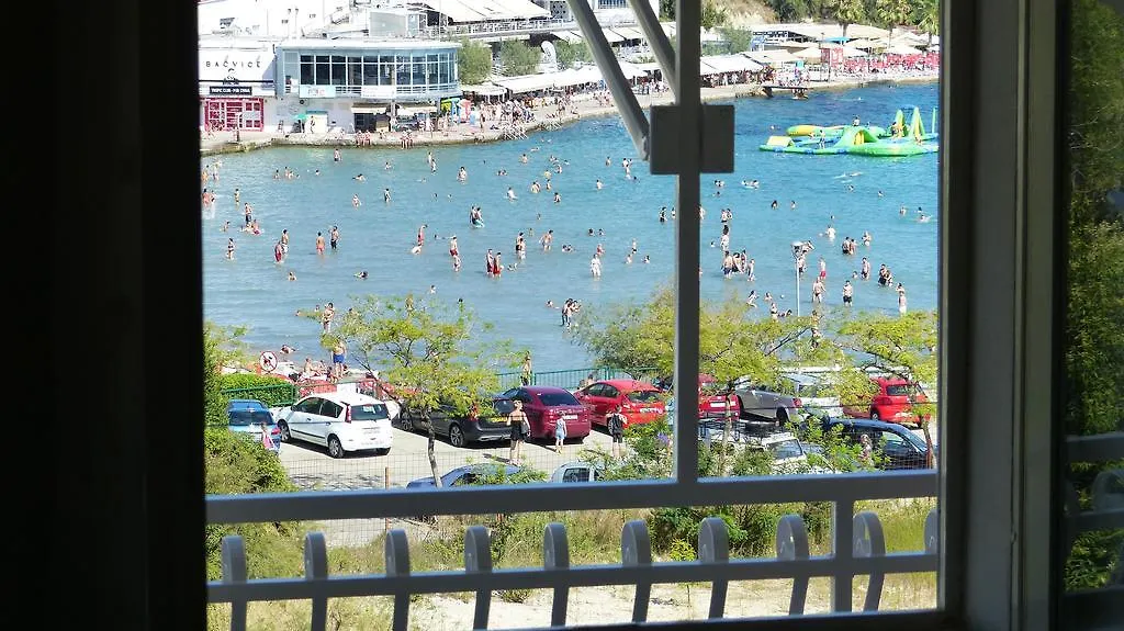 Beach Apartment Bacvice Split