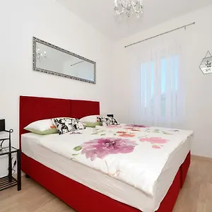 Luxury Marionik Apartment